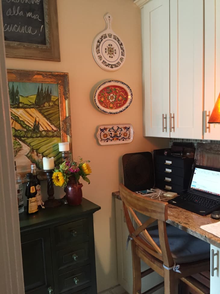 NYC Studio Apartment Storage Hacks and Ideas Apartment Therapy